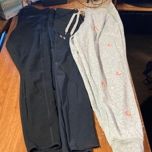 3 pair medium women’s pants